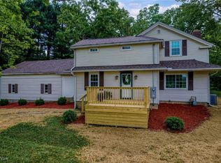 3695 S Hametown Rd, Norton, OH 44203