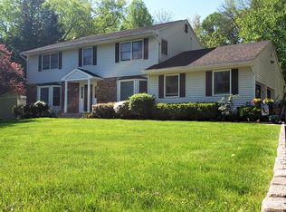 439 Oak Tree Rd, Palisades, NY 10964