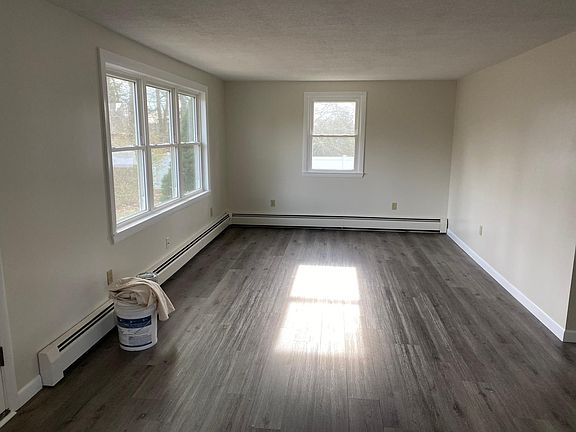 3rd image of 45 Macarthur Blvd
