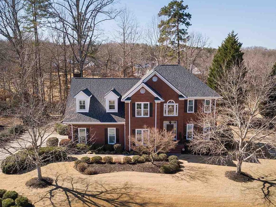 1st image of 109 Raes Creek Dr