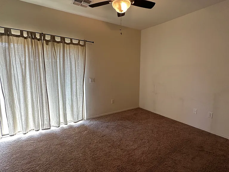 4150 N Thurston Ln #100 — Photo 16