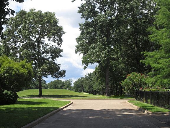 3rd image of 153 Eagles Bluff Blvd