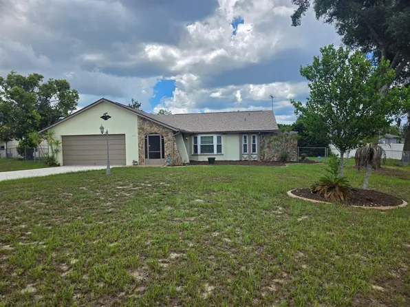 9233 Geneva St, Spring Hill, FL 34608