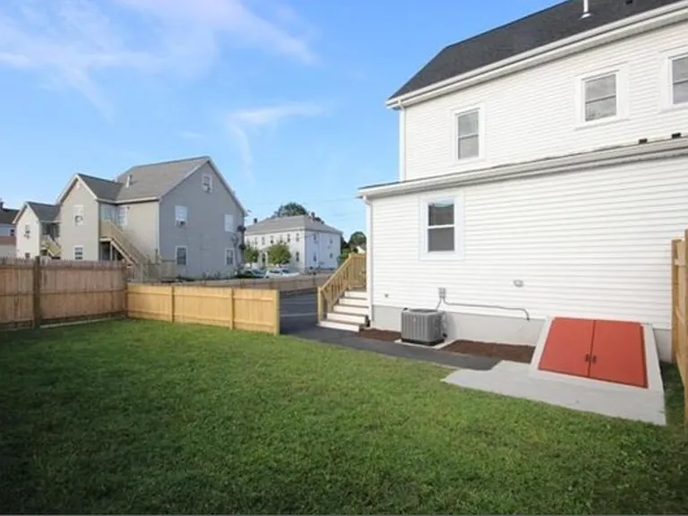23 Williams St #1 — Photo 8