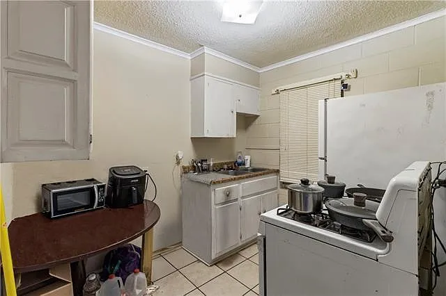 1 bed, 1.0 bath, 438 sqft, $1,100 — Photo 3