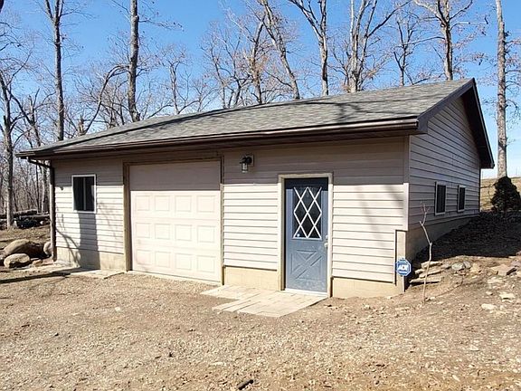 3rd image of 2956 D Ave