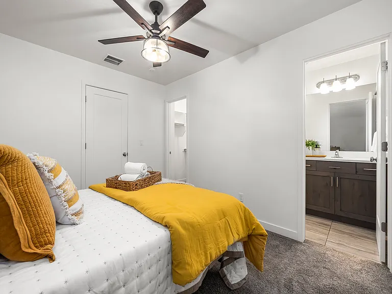 25 E Center St #54 — Photo 6