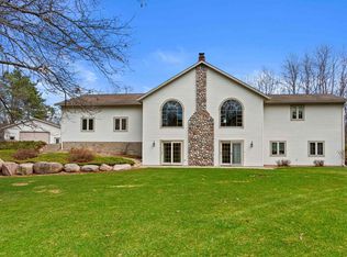 9605 Sumac Cir, Amherst, WI 54406