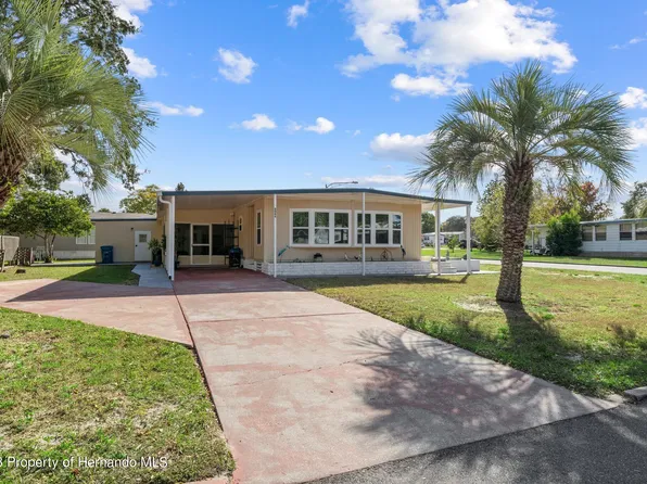 8086 Western Circle Dr, Brooksville, FL 34613