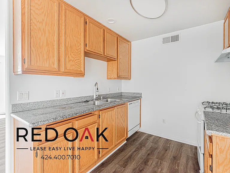 326 S Westlake Ave #201 — Photo 7