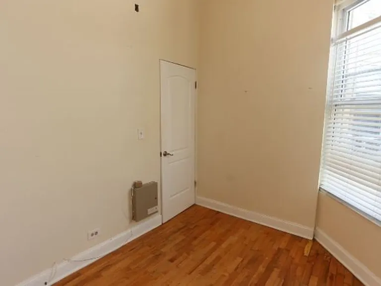 1411 W Erie St #3M — Photo 11