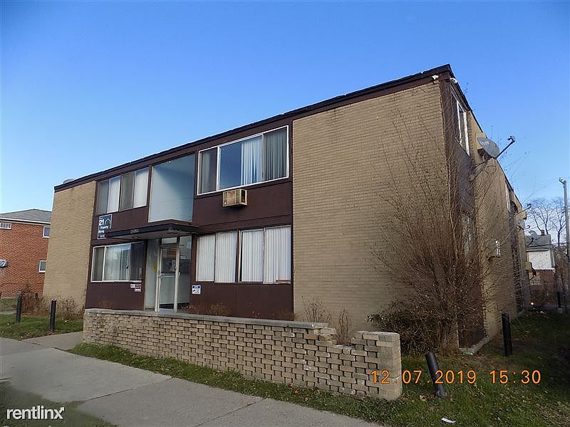 15808 greenfield 2