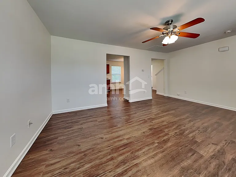 3022 Bushfield Dr — Photo 6