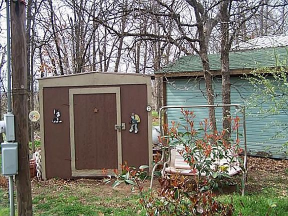 4th image of 7000 Deer Hollow Ct