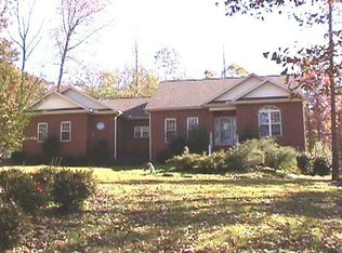 107 Misty Oaks Ln, Pendleton, SC 29670