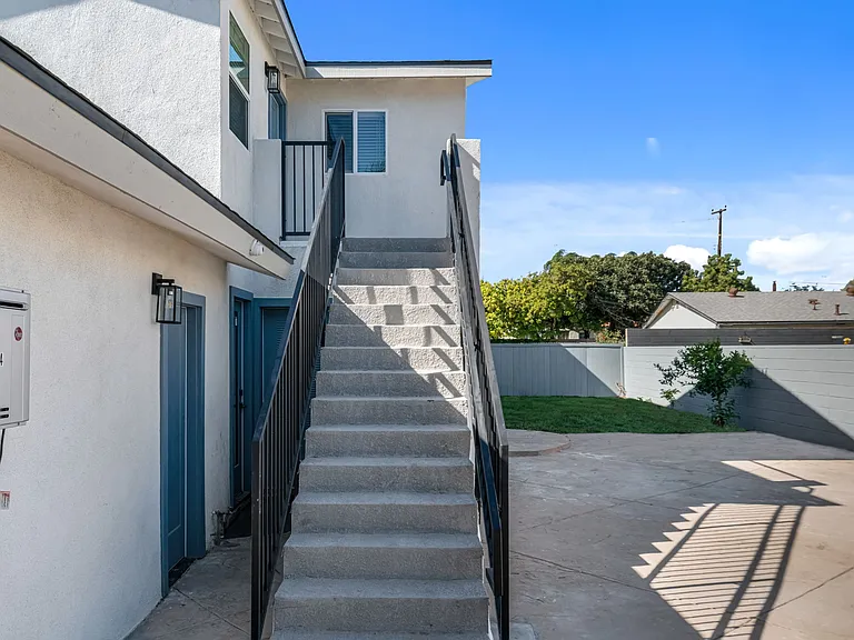 10524 Cole Rd #10526 — Photo 1