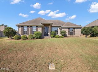 104 Rockbridge Cir, Clinton, MS 39056