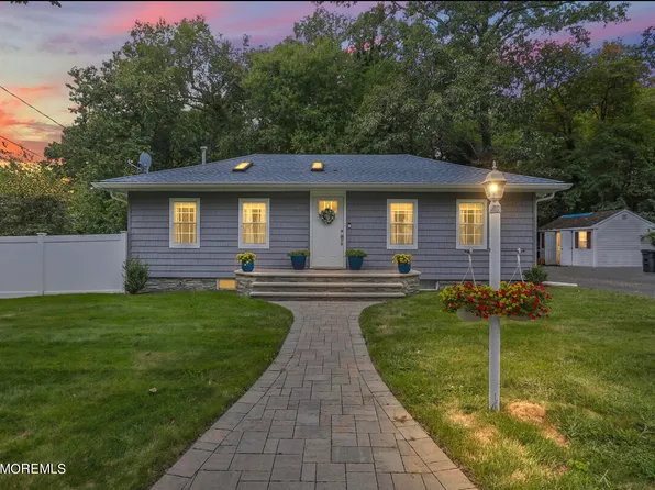 20 Forest Hill Avenue, Jackson, NJ 08527