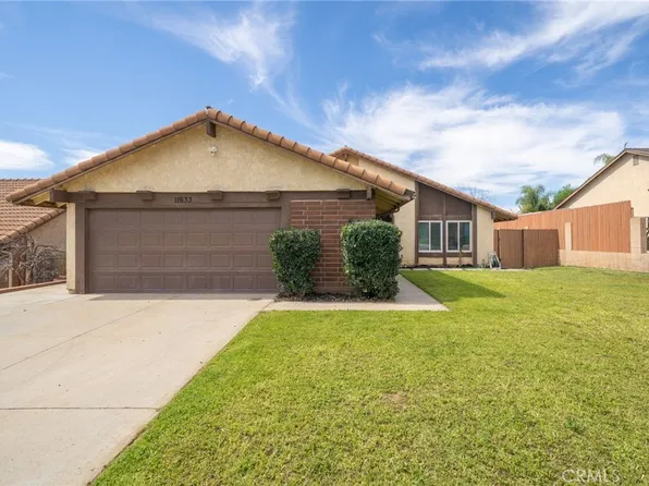 11633 Prosperity Ln, Moreno Valley, CA 92557