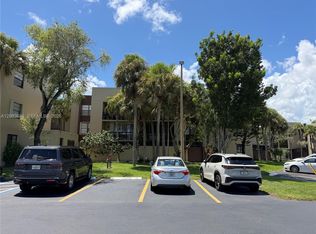 10875 SW 112th Ave APT 202, Miami, FL 33176