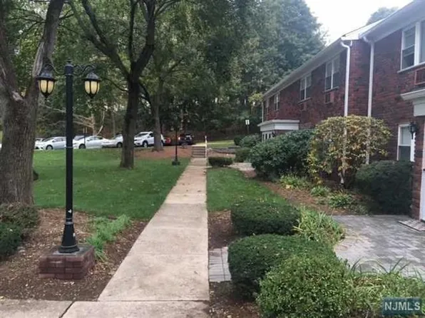 126 Regency Park #126, Ramsey, NJ 07446