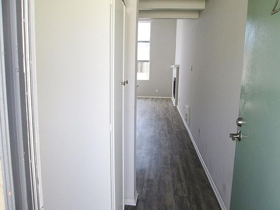 3rd image of 3345 S Canfield Ave APT 220