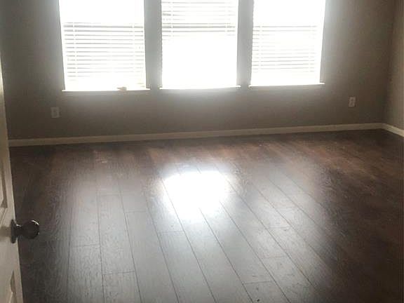 5th image of 5923 Clerkenwell Dr