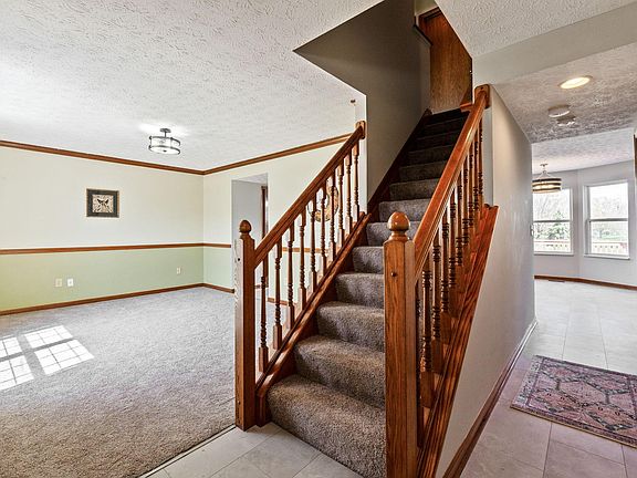 5th image of 1451 Carmel Dr