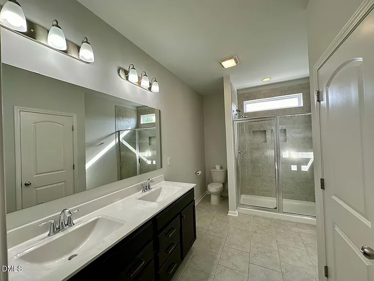 653 Grand Central Sta — Photo 20