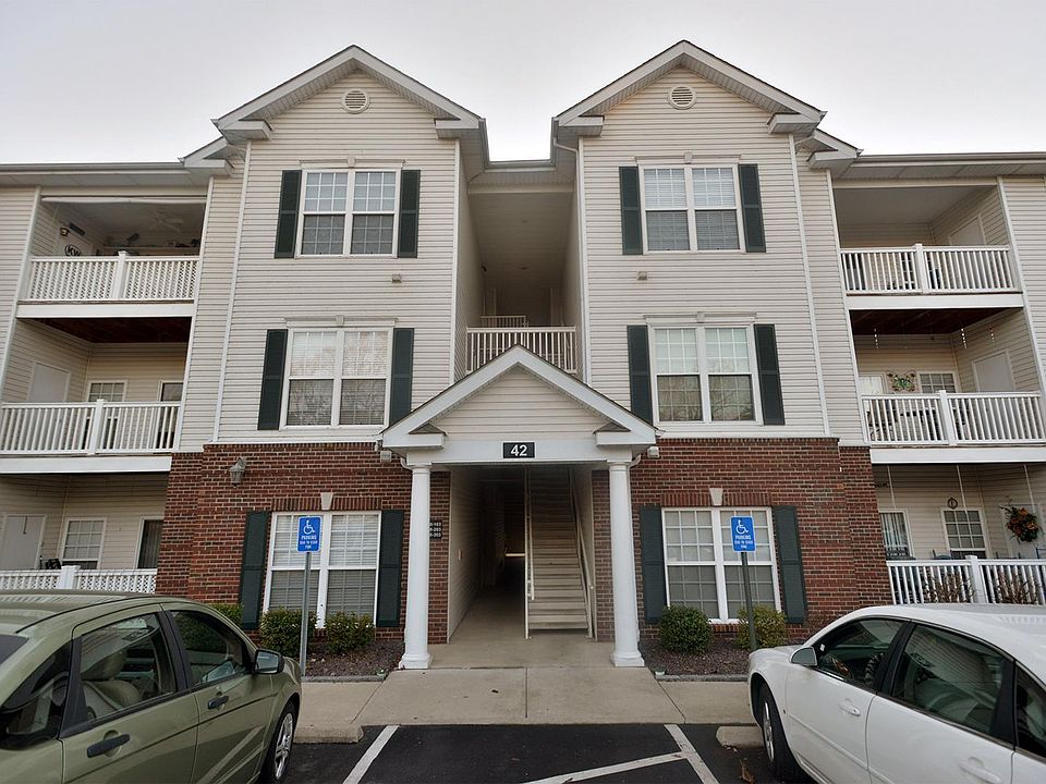 1st image of 42 Kassebaum Ln APT 201