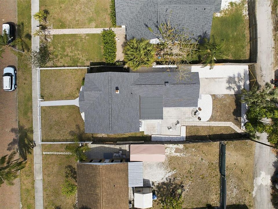 1st image of 4120 BURLINGTON AVENUE N