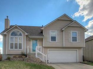 19013 W 163rd Ct, Olathe, KS 66062