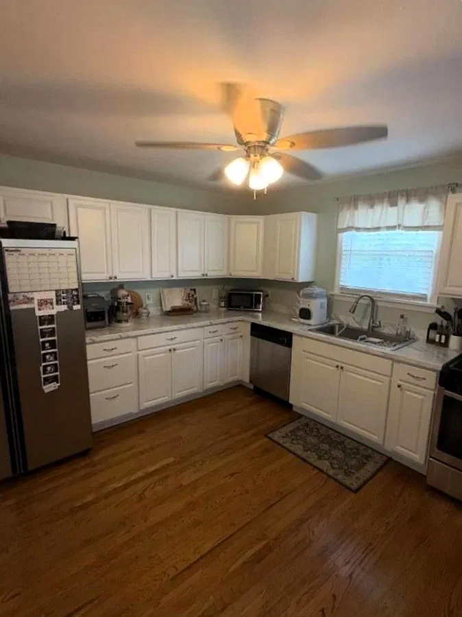 2 bed, 2200 sqft, $3,300 — Photo 4