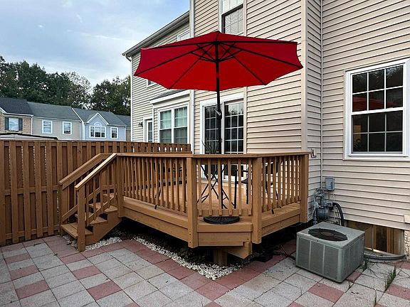 4th image of 2709 Brier Pond Cir