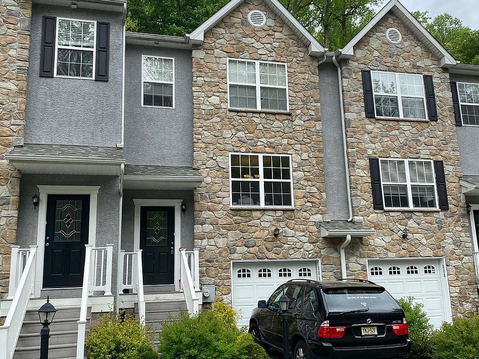 1st image of 206 Shawmont Ave