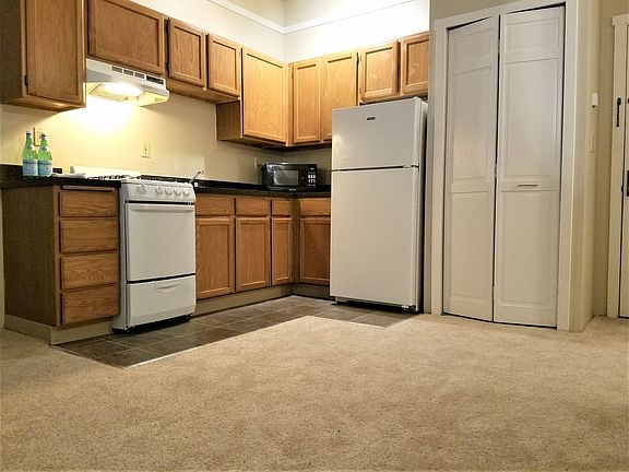 5th image of 1529 Boylston Ave APT 206