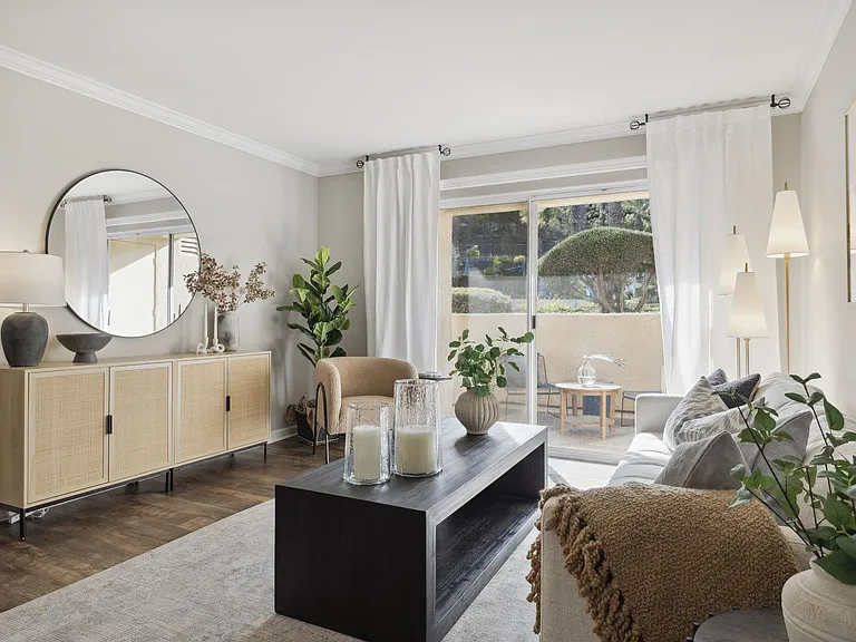 Shadow Ridge Apartment Homes — Photo 10
