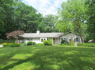 5 Hickman Dr, Hopewell Junction, NY 12533