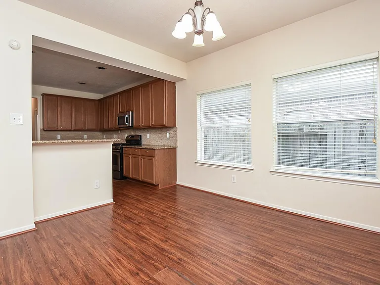 22202 Bent Bridge Ln — Photo 12
