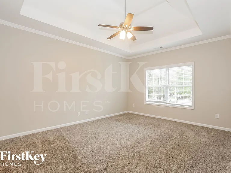 2570 Serenity St — Photo 8