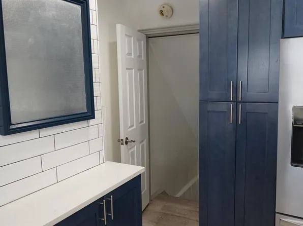 323 Stevens Avenue image 4 of 30