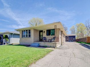 291 Westwood Dr, Kitchener, ON N2M2L3