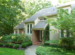 255 N Ridge Dr, Hot Springs, VA 24445