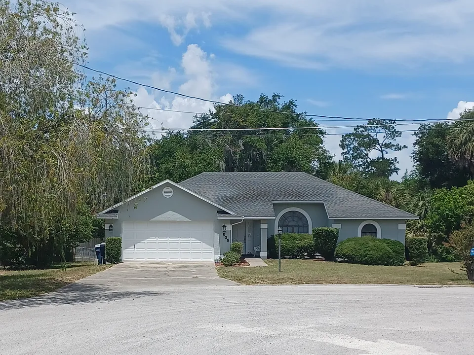 805 Velma Ct