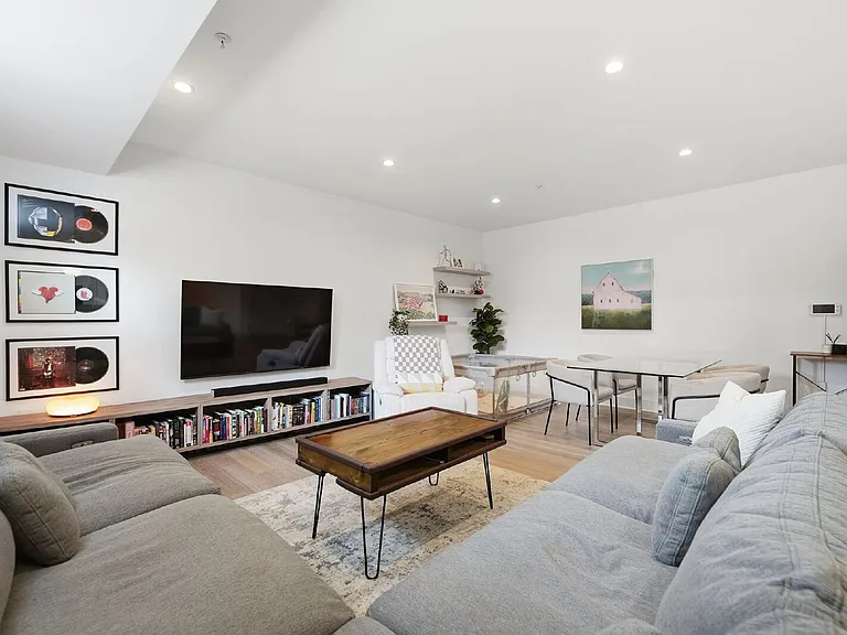 826 Upshur St NW #2 — Photo 2