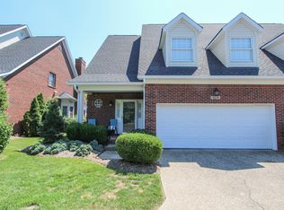 9018 Lyndon Lakes Pl, Lyndon, KY 40242
