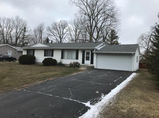 487 Trombley Dr, Troy, MI