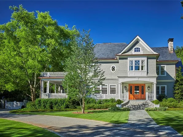 210 Peachtree Cir NE, Atlanta, GA 30309