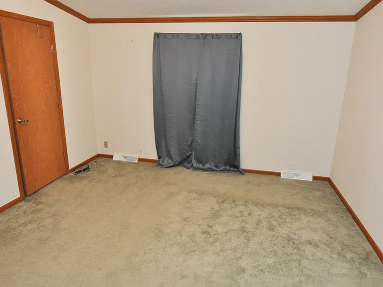 404 Neighbor St — Photo 11