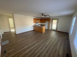 115 Locust St #A, Charlestown, IN 47111